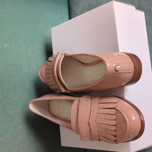 Women's blush printed flax leather loafer size 8